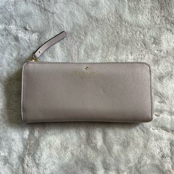 Kate Spade Lilac Light Purple Large Continental Zip Around Card Wallet - Picture 1 of 9